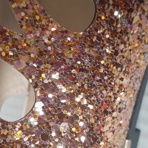 Forever women's gold lace up sandals - Picture 9 of 10